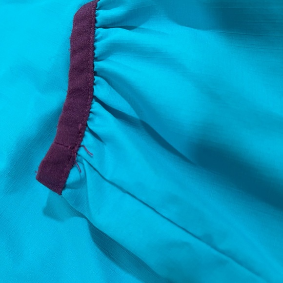 Performance Bicycle women’s wind jacket, aqua, size S - Picture 6 of 8